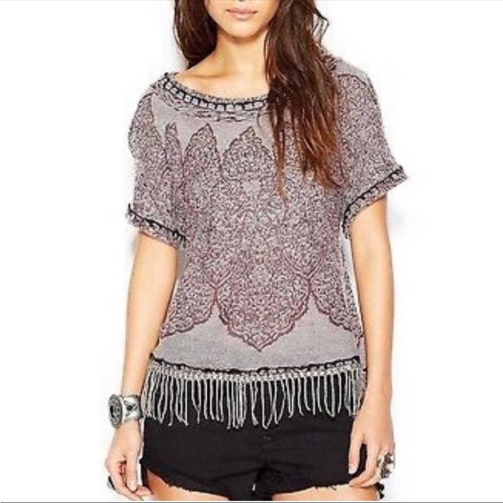 Cute Free People Kilm Swing top with fringe on bottom sz S